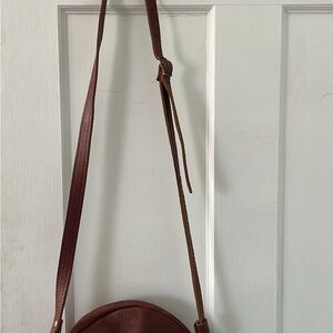 Elegant Brown Crossbody Bag